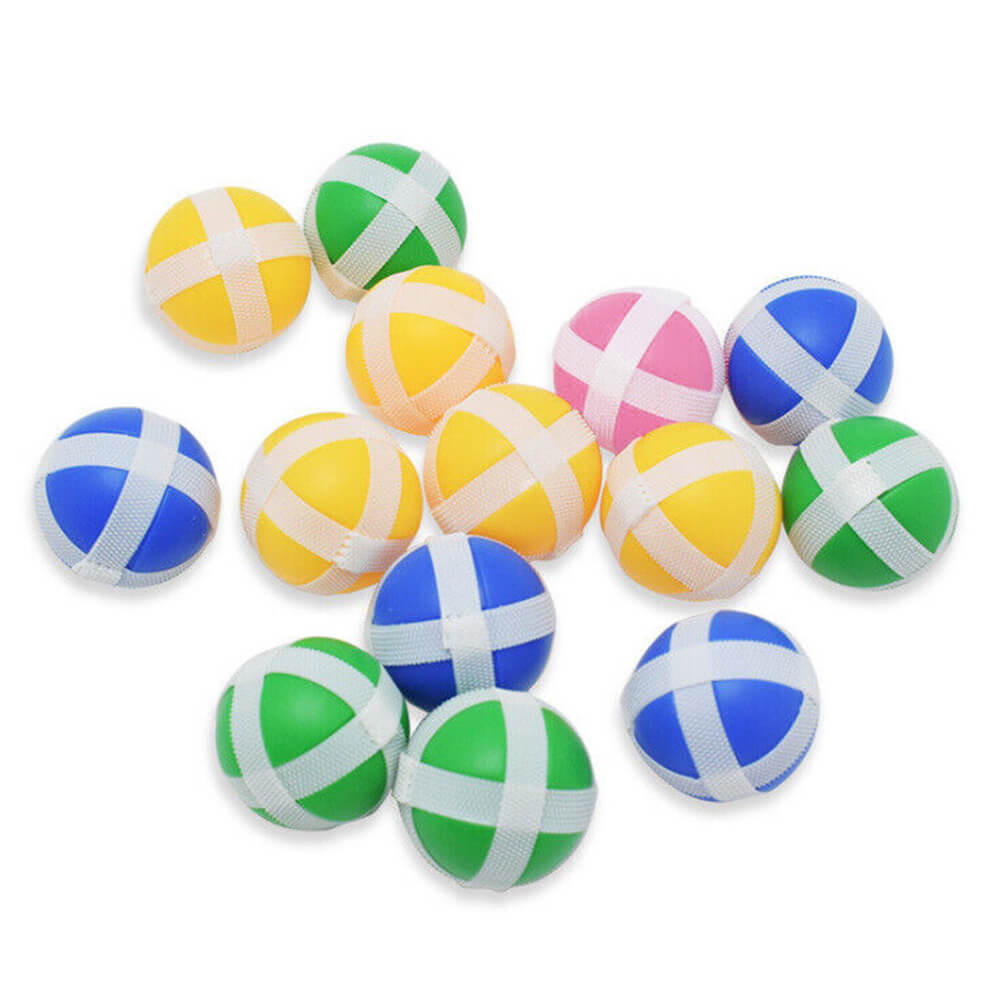 Hra na terč s lepivými míčky-3